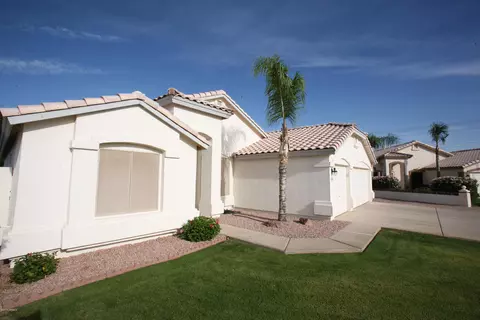 7765 E Caballero Cir, Mesa, AZ 85207 photo 2