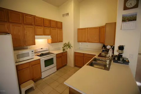 7765 E Caballero Cir, Mesa, AZ 85207 photo 9