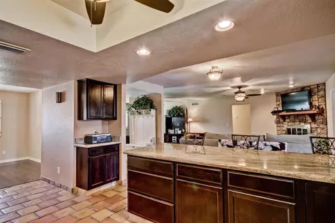 643 E Kael Cir, Mesa, AZ 85203 photo 17
