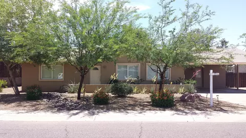 3951 E Becker Ln, Phoenix, AZ 85028 photo 2