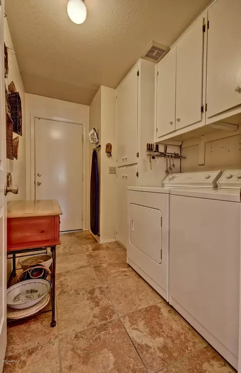17813 N 1st Dr, Phoenix, AZ 85023 photo 20