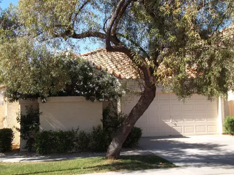 337 E Stonebridge Dr, Gilbert, AZ 85234 photo 1