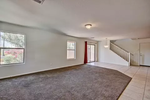 1069 S Deerfield Ln, Gilbert, AZ 85296 photo 6