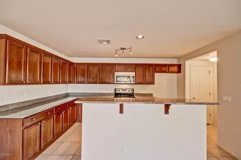 1069 S Deerfield Ln, Gilbert, AZ 85296 photo 19