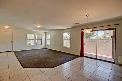 1069 S Deerfield Ln, Gilbert, AZ 85296 photo 8