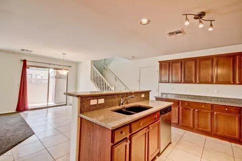 1069 S Deerfield Ln, Gilbert, AZ 85296 photo 18