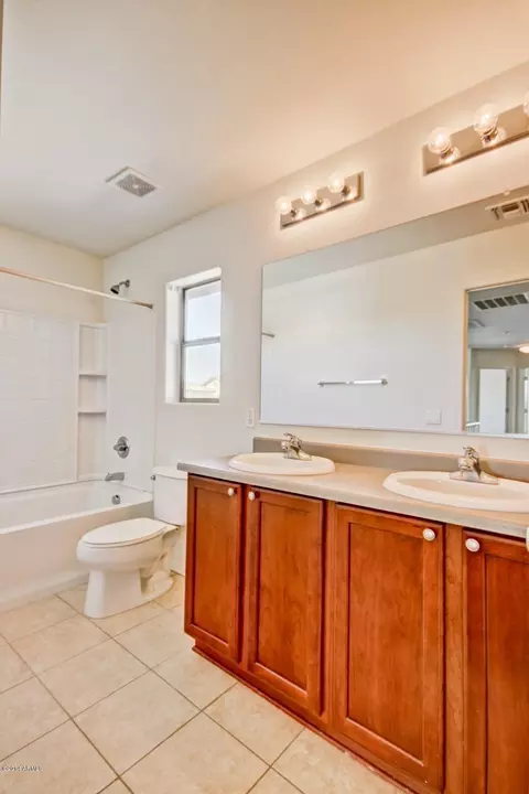 1069 S Deerfield Ln, Gilbert, AZ 85296 photo 24