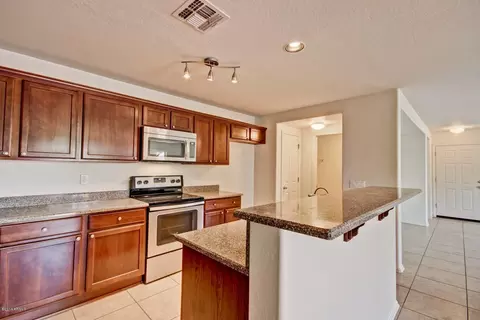 1069 S Deerfield Ln, Gilbert, AZ 85296 photo 16