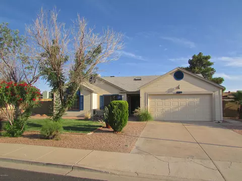 6731 E Ivy St, Mesa, AZ 85205 photo 2