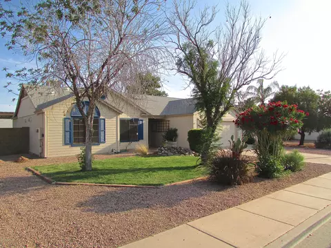 6731 E Ivy St, Mesa, AZ 85205 photo 1