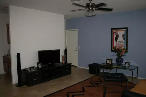 4351 E Selena Dr, Phoenix, AZ 85050 photo 11