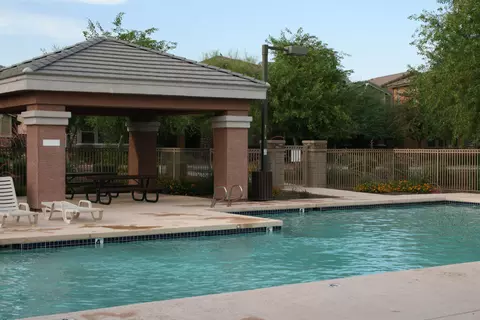 4351 E Selena Dr, Phoenix, AZ 85050 photo 17