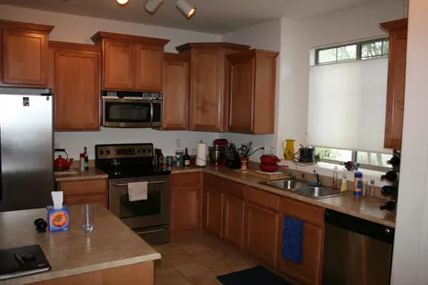 4351 E Selena Dr, Phoenix, AZ 85050 photo 9