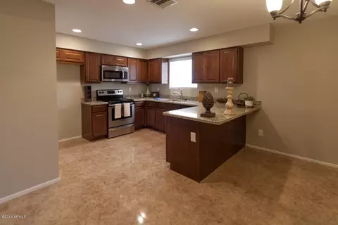 202 S Malcolm Dr, Apache Junction, AZ 85120 photo 1