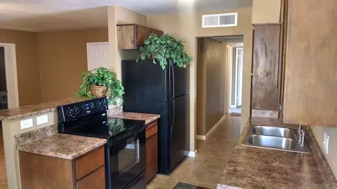 448 W 3rd Pl, Mesa, AZ 85201 photo 3