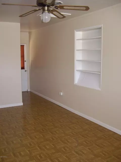 3801 N 49th Pl, Phoenix, AZ 85018 photo 6