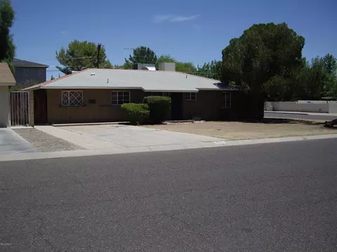 3801 N 49th Pl, Phoenix, AZ 85018 photo 1