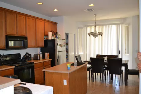 3757 E Sundance Ave, Gilbert, AZ 85297 photo 1