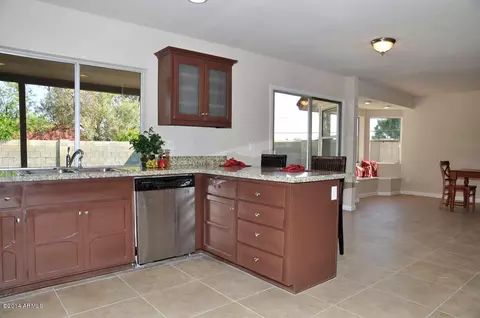 2344 E Cholla Ave, Phoenix, AZ 85028 photo 9