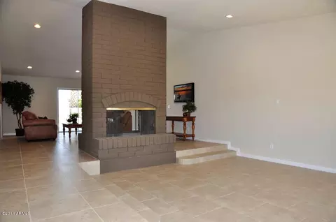 2344 E Cholla Ave, Phoenix, AZ 85028 photo 5