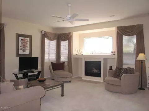 4841 E Williams Dr, Phoenix, AZ 85054 photo 6