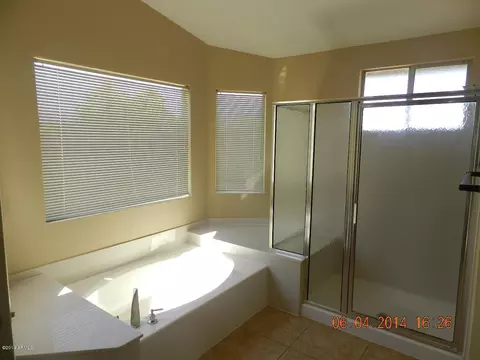 3744 E Morrow Dr, Phoenix, AZ 85050 photo 13