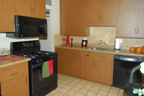 2434 E Hazelwood St, Phoenix, AZ 85016 photo 16