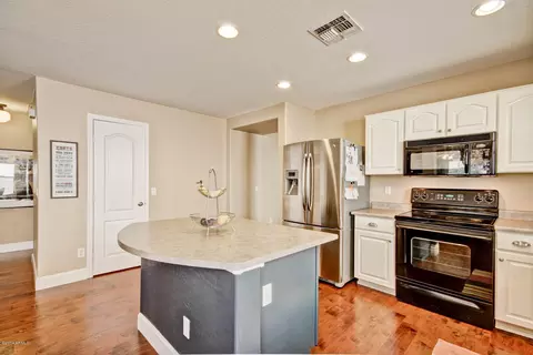 1909 E Parkside Ln, Phoenix, AZ 85024 photo 9