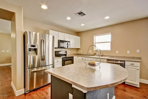 1909 E Parkside Ln, Phoenix, AZ 85024 photo 8
