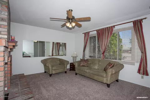 131 E Pebble Beach Dr, Tempe, AZ 85282 photo 4