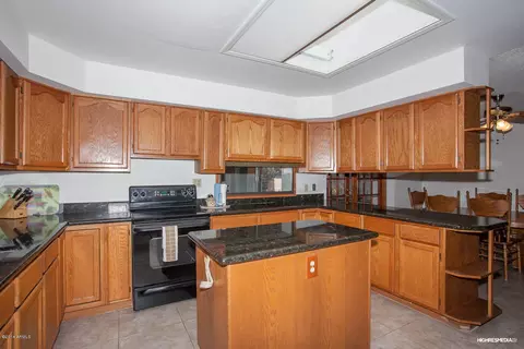 131 E Pebble Beach Dr, Tempe, AZ 85282 photo 5