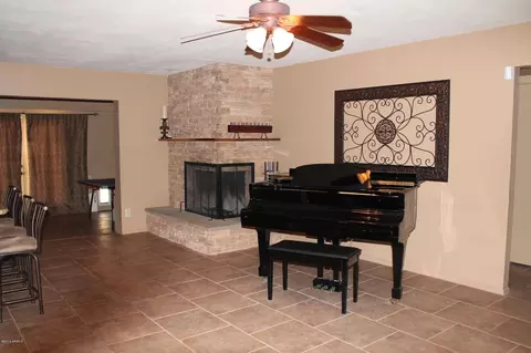 1115 E Grandview Rd, Phoenix, AZ 85022 photo 8
