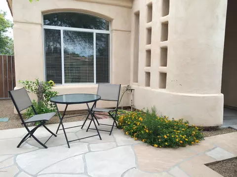 4107 E Hancock Dr, Phoenix, AZ 85028 photo 2