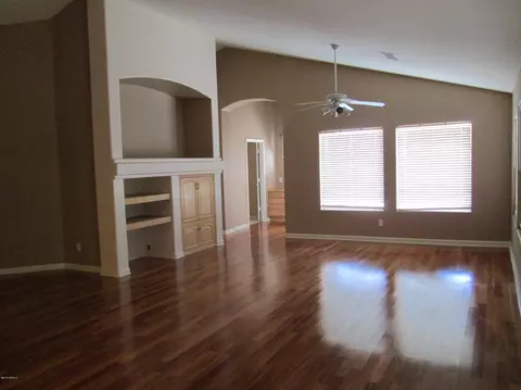 3850 E Timberline Ct, Gilbert, AZ 85297 photo 2