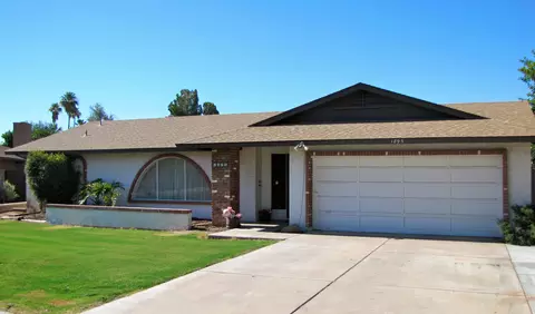 1895 E Auburn Dr, Tempe, AZ 85283 photo 2