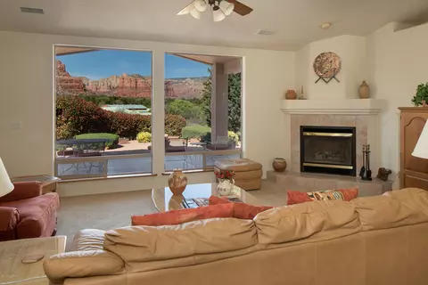 235 Deer Pass Dr, Sedona, AZ 86351 photo 2