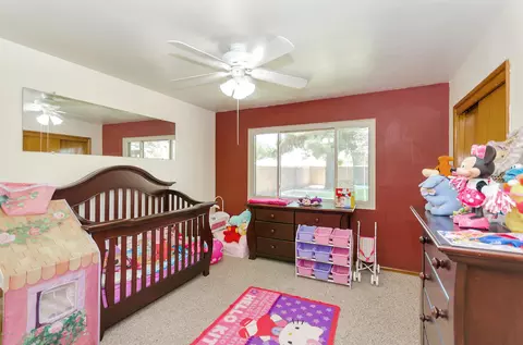 4033 E Mitchell Dr, Phoenix, AZ 85018 photo 8
