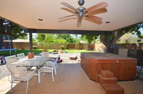 4033 E Mitchell Dr, Phoenix, AZ 85018 photo 14