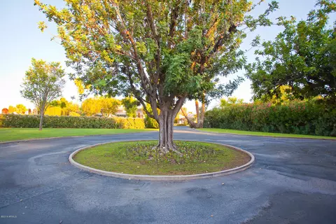 21 Biltmore Estates Dr, Phoenix, AZ 85016 photo 6