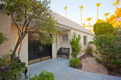 21 Biltmore Estates Dr, Phoenix, AZ 85016 photo 9