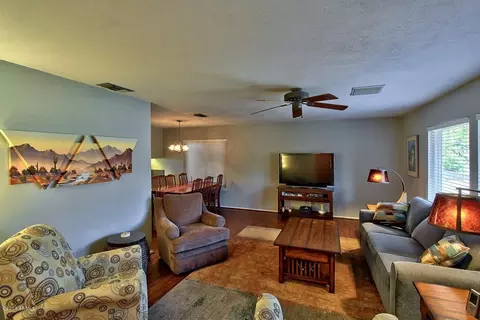 2132 E Gelding Dr, Phoenix, AZ 85022 photo 6