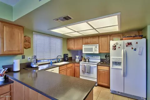 2132 E Gelding Dr, Phoenix, AZ 85022 photo 22