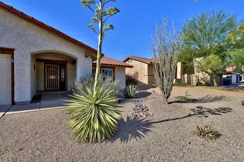 2132 E Gelding Dr, Phoenix, AZ 85022 photo 3