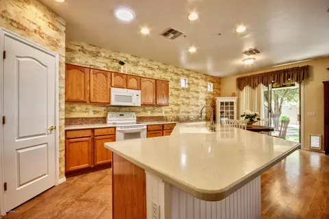 3307 E Phelps St, Gilbert, AZ 85295 photo 4