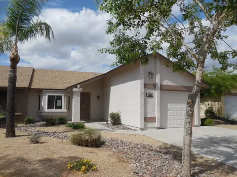 1922 E Grandview Dr, Phoenix, AZ 85022 photo 1