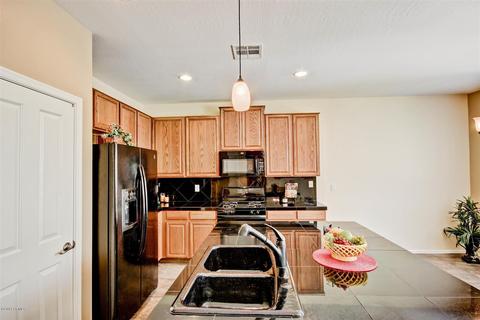 3651 E Parkview Dr, Gilbert, AZ 85295 photo 9