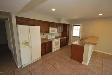 1704 E Broadmor Dr, Tempe, AZ 85282 photo 7