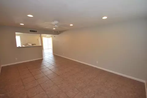 1704 E Broadmor Dr, Tempe, AZ 85282 photo 2