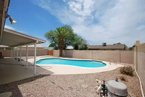 1704 E Broadmor Dr, Tempe, AZ 85282 photo 5