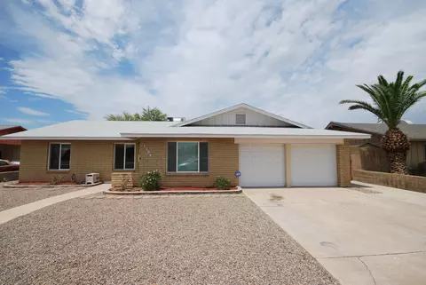 1704 E Broadmor Dr, Tempe, AZ 85282 photo 1
